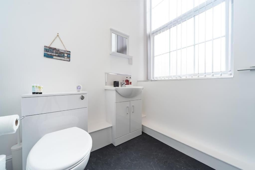 Jesouth Refreshing 1 Bedrm Condo Roomy Comfy Posh Kingston upon Hull Exterior photo